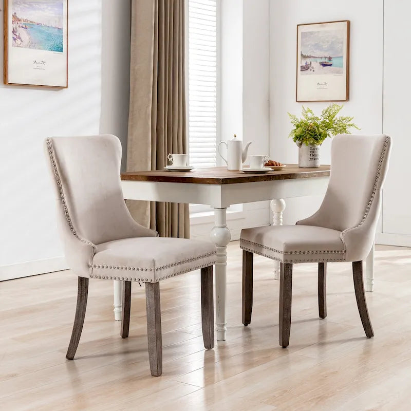 Chaise de salle à manger à dossier cabriolet avec surpiqûres et clous décoratifs